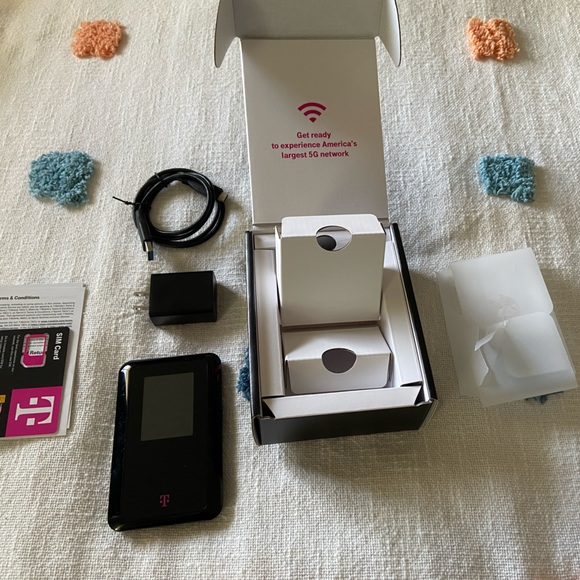 5G T-Mobile hotspot - Picture 2 of 2